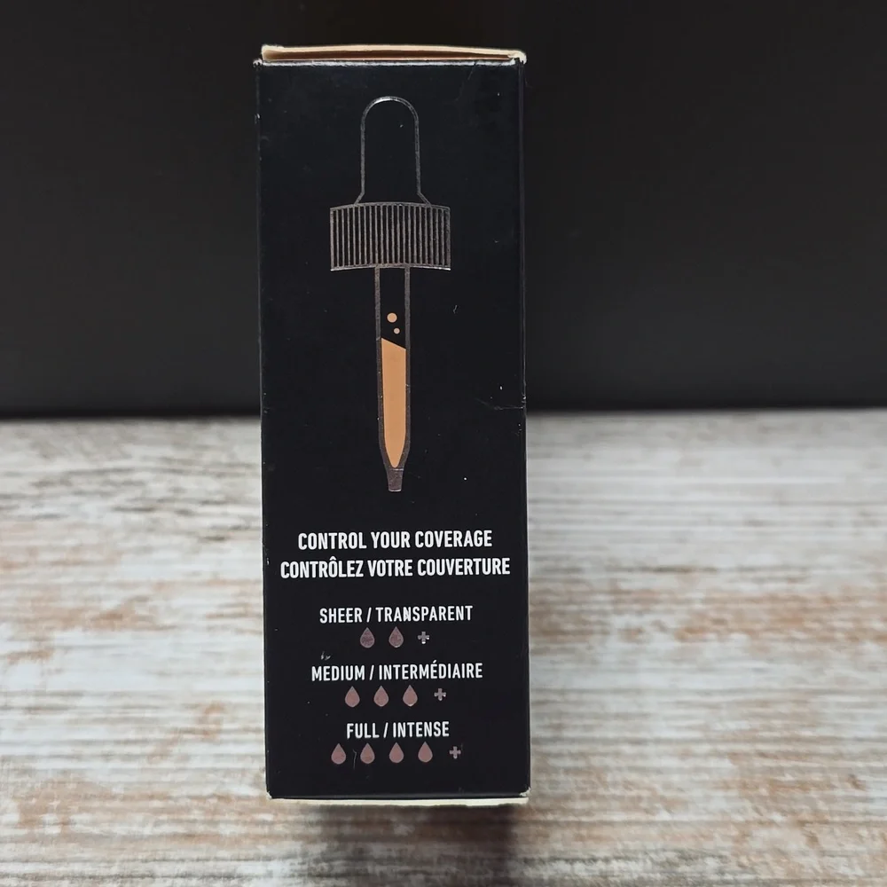 NYX Total Control Pro Foundation - Golden